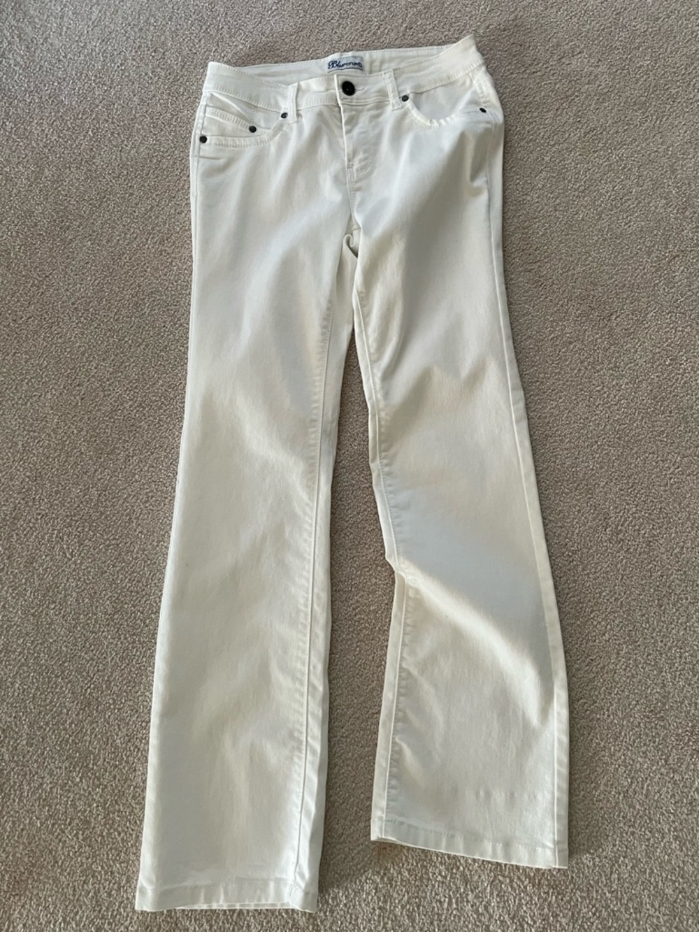 Stylish White Jeans